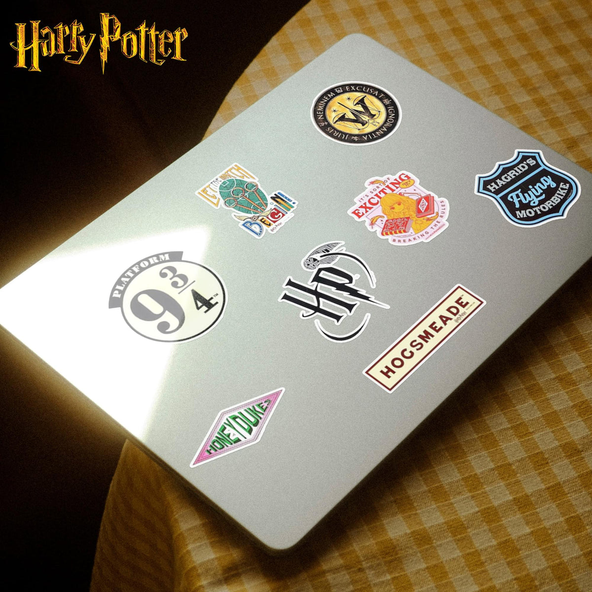 Harry Potter Wizarding World Vinyl Decal 50-Pack