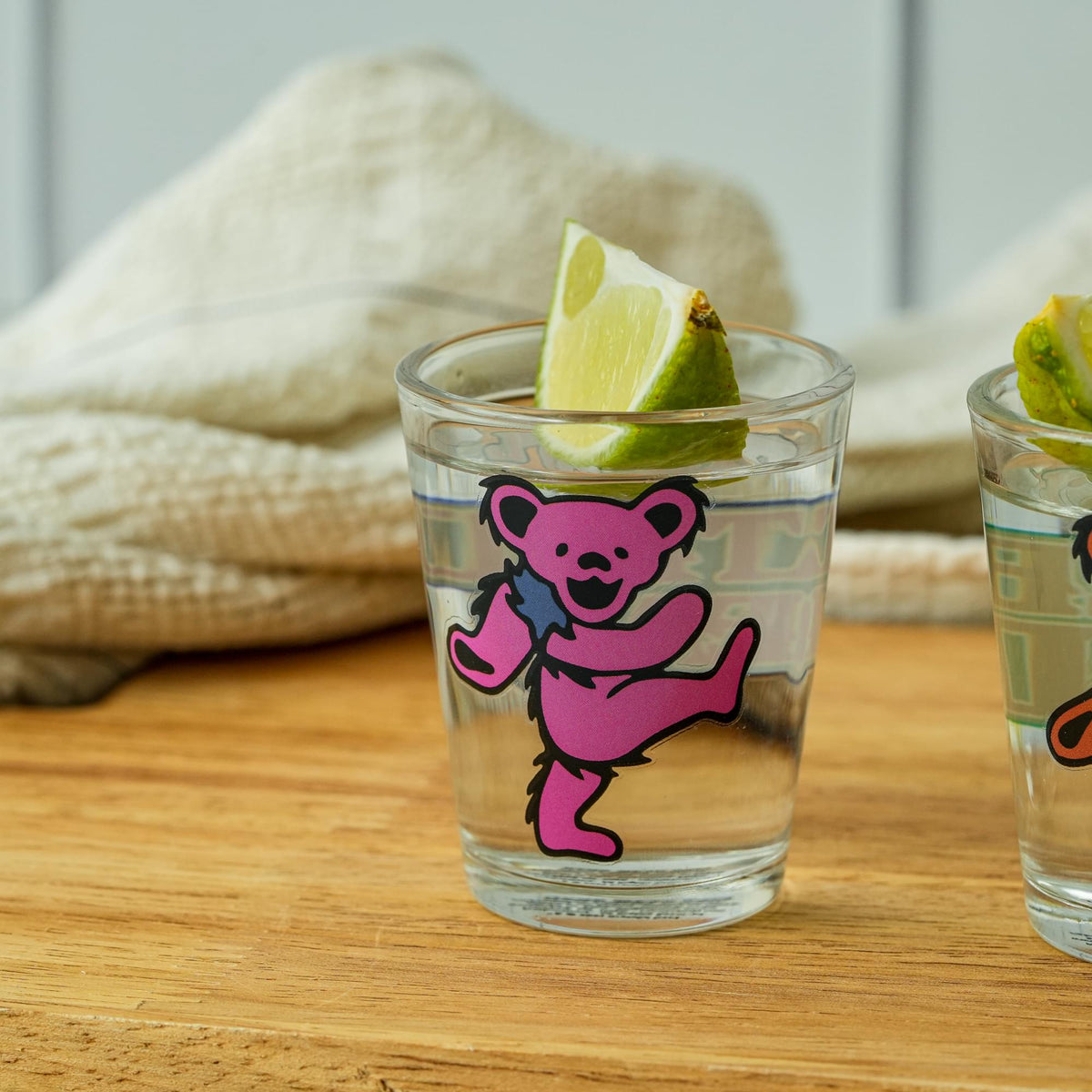 Grateful Dead Dancing Bears 4-Piece 1.5oz Shot Glass Set