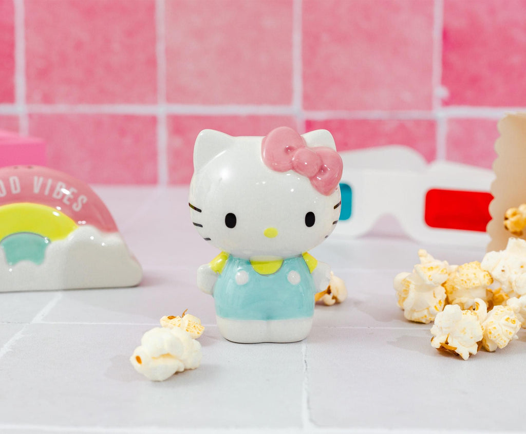 Sanrio Hello Kitty and Rainbow Ceramic Salt and Pepper Shaker Set
